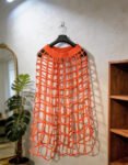 model-skirt